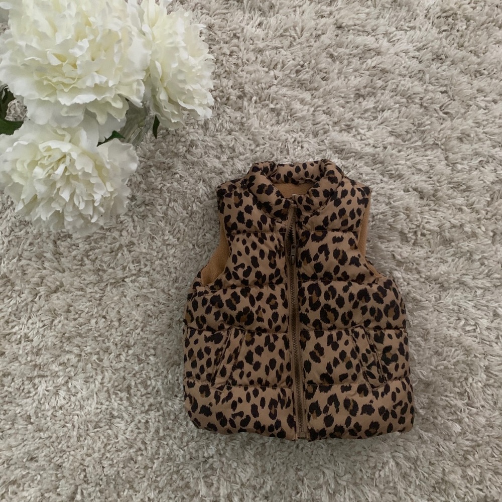 Toddler old navy Cheetah vest